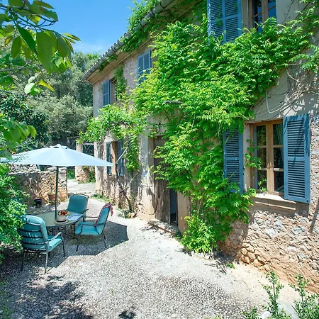 Owl Totxa - In The Midst Of Nature Вілла Польєнса